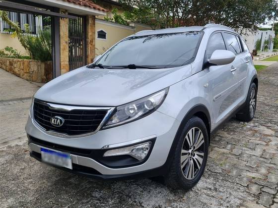 KIA SPORTAGE 2.0 LX 4X2 16V FLEX 4P AUTOMÁTICO KIA SPORTAGE 2.0 LX 4X2 16V FLEX 4P AUTOMÁTICO